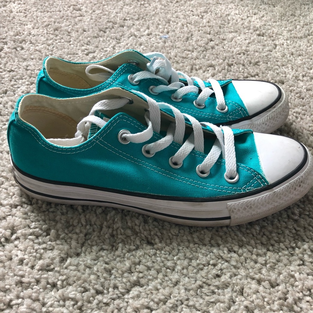 teal low top converse